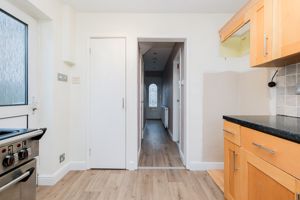 Photo 25- click for photo gallery